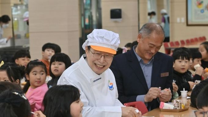 임종식 경북교육감! 교육공무직 노동조합 총파업 돌입에 따른 급식 현장 긴급 점검