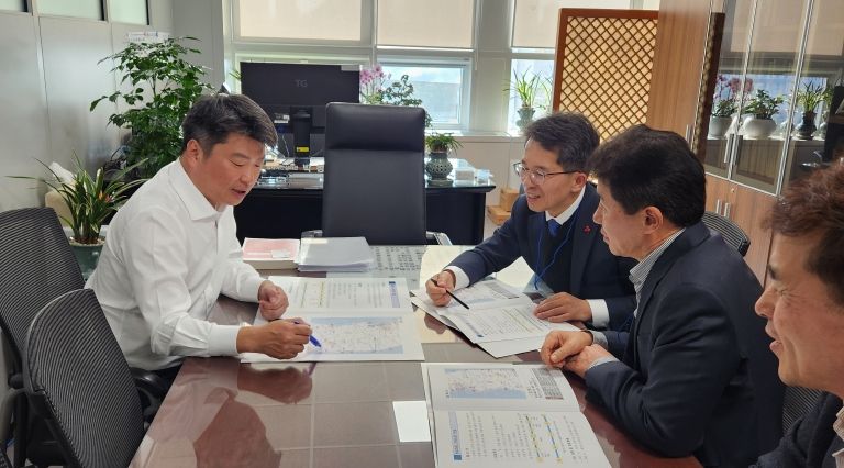 영주시, 중부권의 국가 거점 도약을 위한 교통·물류 전략 기재부에 전달