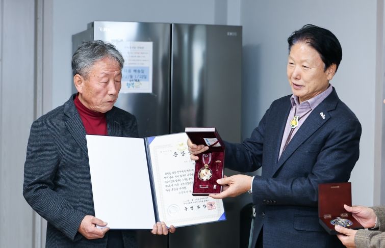 故이득기 상병 화랑무공훈장, 유가족에게 전달