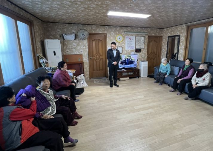 청도읍, 2026년 새해맞이 경로당 인사