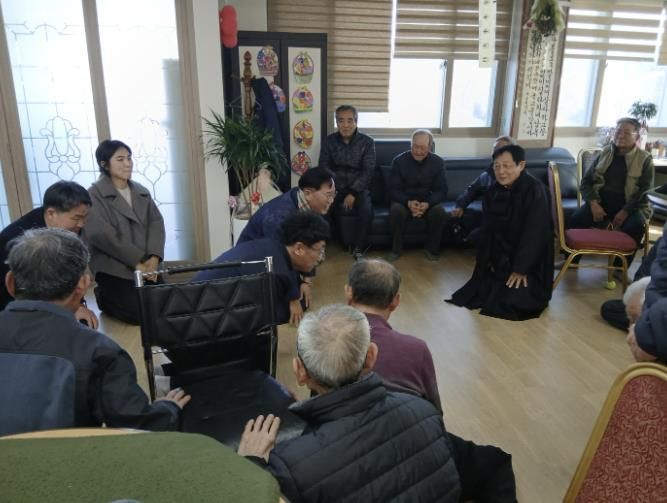 상주시 모동면, 새해맞이 경로당 방문으로 소통행정 실천